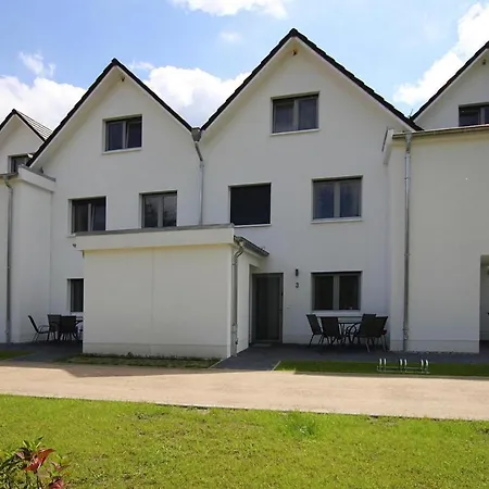 Reihenhaus In Plau Am Mit Terrasse Und Balkon Prázdninový dům Plau am See