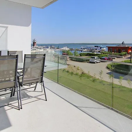 Reihenhaus In Plau Am Mit Terrasse Und Balkon * Plau am See